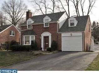 530 W Beechtree Ln, Wayne, PA 19087