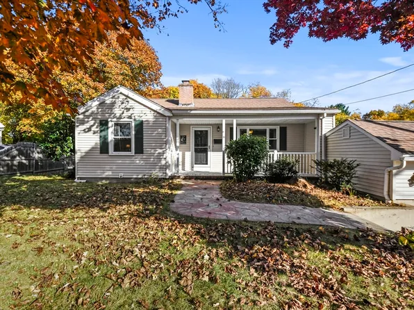 16 Carroll St, Auburn, MA 01501