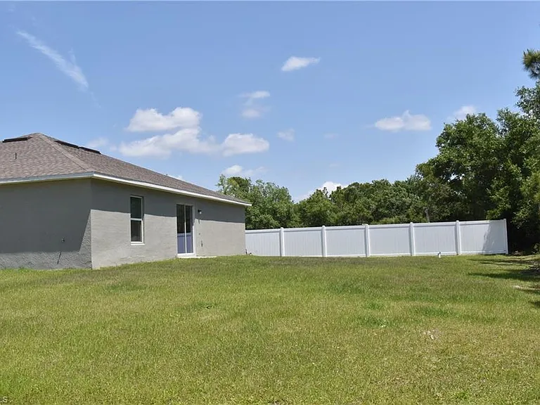4795 Lacoco St — Photo 7