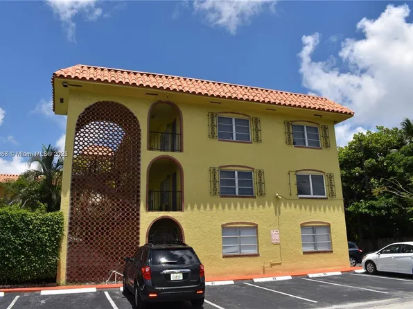 1100 NE 9th Ave APT 303, Fort Lauderdale, FL 33304
