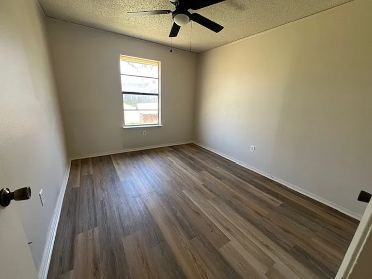 1625 Covey Ln — Photo 9