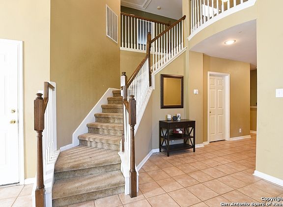 3rd image of 2518 Concan St