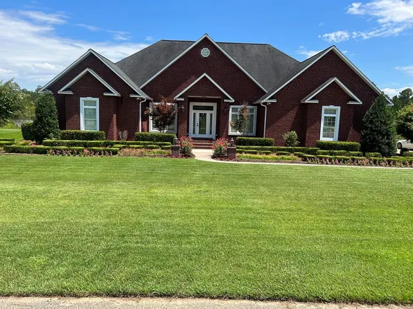 370 Cromwell Cir, Douglas, GA 31535