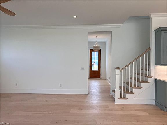2nd image of 631 Virginia Ave
