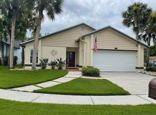 1201 Stern Way, Valrico, FL 33594