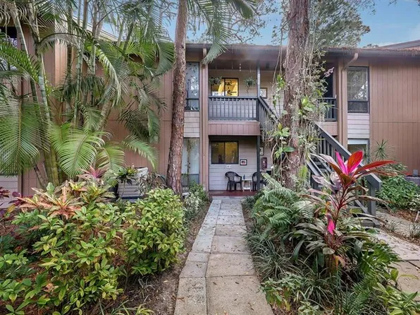 1608 Bayhouse Point Dr, Sarasota, FL