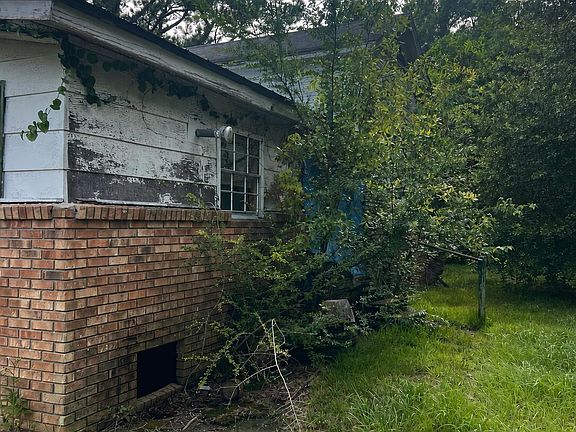 4th image of 813 Davidson Pl
