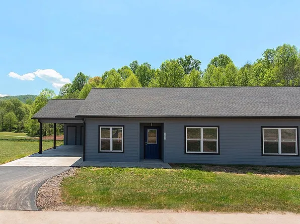 137 Diamond Ave, Franklin, NC 28734
