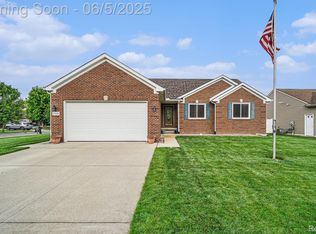 12436 Spenser Ln, Carleton, MI 48117