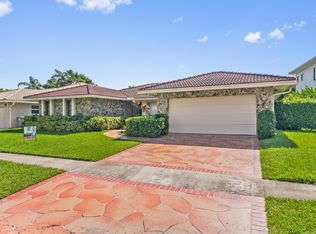 7296 San Sebastian Dr, Boca Raton, FL 33433