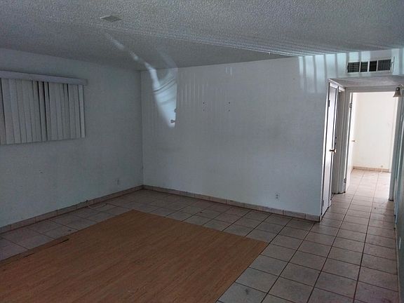 3rd image of 629 N 14th St #629