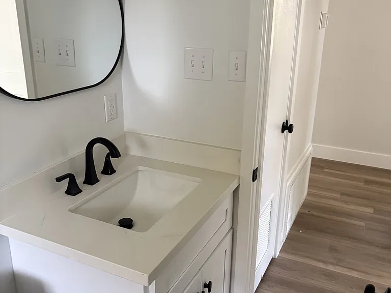 1004 Wilson Dr — Photo 14