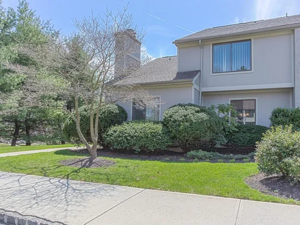 35 Irongate, Metuchen, NJ 08840