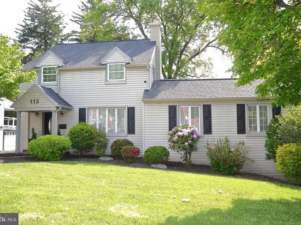 113 E Franklin St, Ephrata, PA 17522