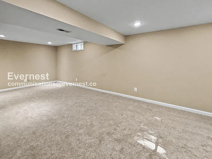 8 Sarrington Ct — Photo 14