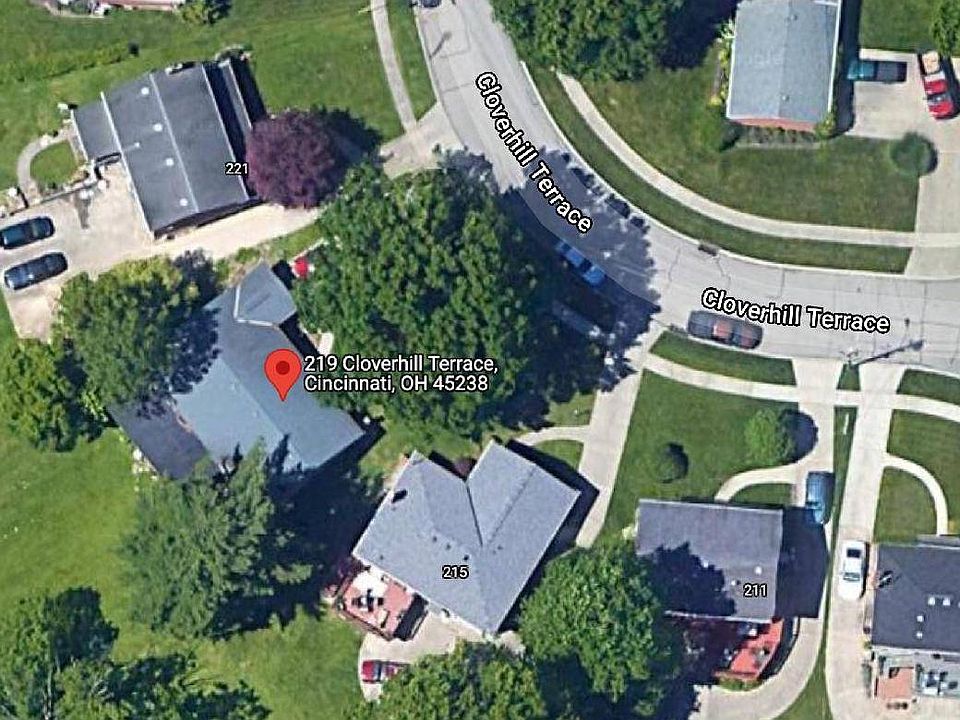 2nd image of 219 Cloverhill Ter