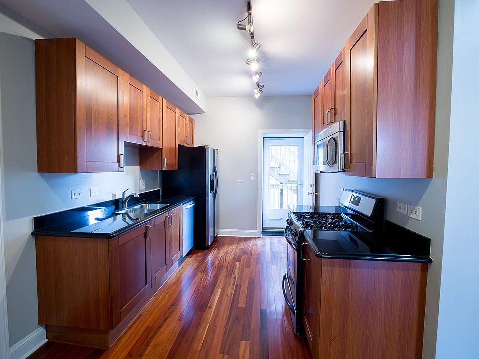1st image of 5206 N Wolcott Ave #1