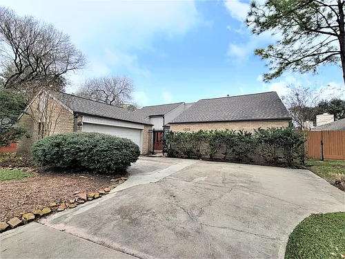 13122 Waldemere Dr Photo 1