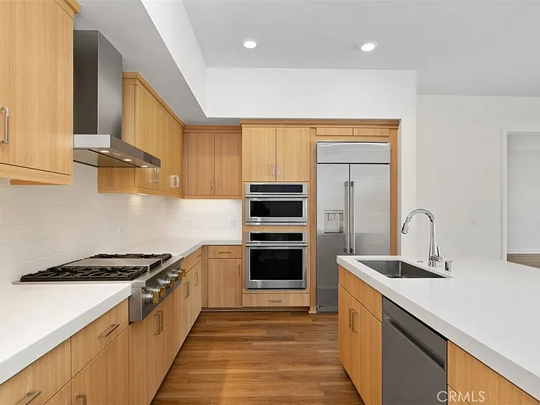 1407 Rivington — Photo 4