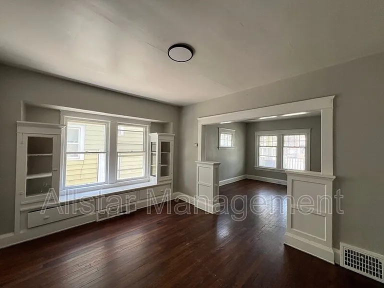 8201 Denison Ave #DENISON AVENUE 8201 — Photo 9