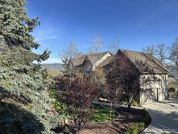 2nd image of 24680 Piute Dr