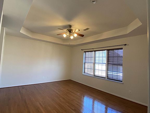 2nd image of 5658 Lierman Cir
