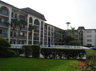 2525 W Bay Dr APT E11, Belleair Bluffs, FL 33770