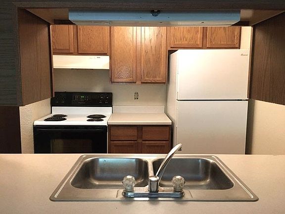 4th image of 1002 Pearl Ave #16037312