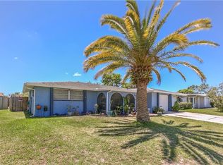 7026 Maplehurst Dr, Port Richey, FL 34668