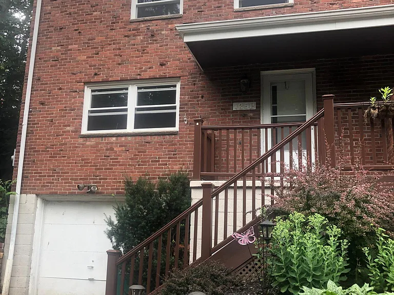 125 Longvue Dr #B — Photo 4