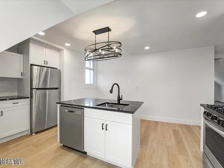 295 Westwood Ave #4 — Photo 3