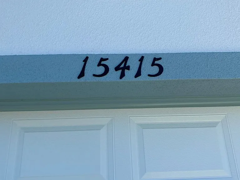 15415 SW 34th Ave — Photo 4