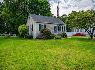 20 Frank St, Mine Hill, NJ 07803
