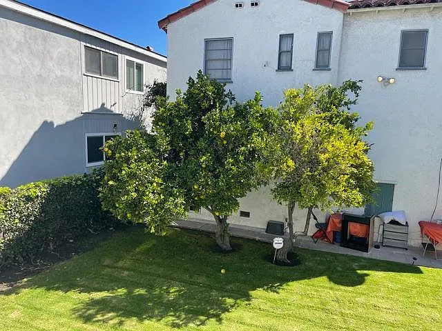 1 bed, 906 sqft, $2,500 — Photo 2
