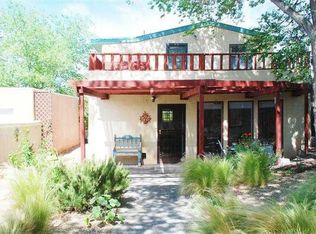 713 Jefferson St NE, Albuquerque, NM 87110