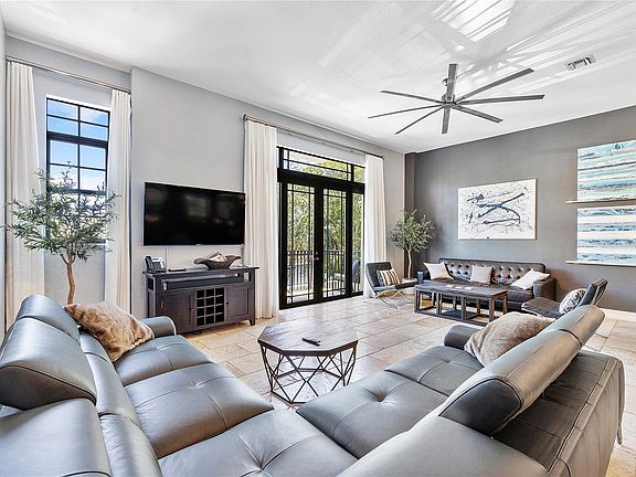 4th image of 2356 Wilton Drive #2356