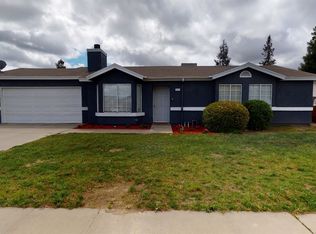 2357 Sierra View St, Selma, CA 93662