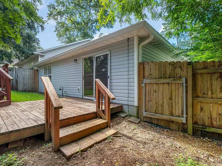 1940 Maymeadow Ln — Photo 19