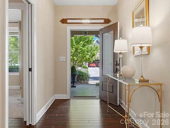 4th image of 431 Trillium Way #10