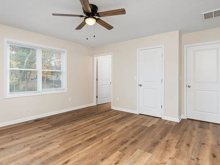 635 N Bayard Ave — Photo 21