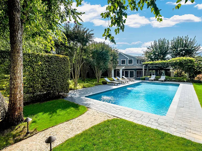 7 Miller Ln — Photo 1