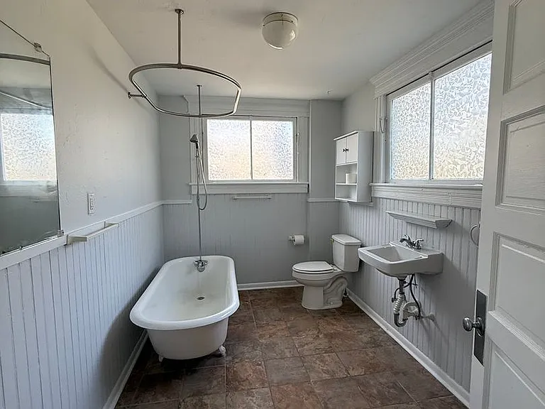 310 N Gadsden St #9 — Photo 4