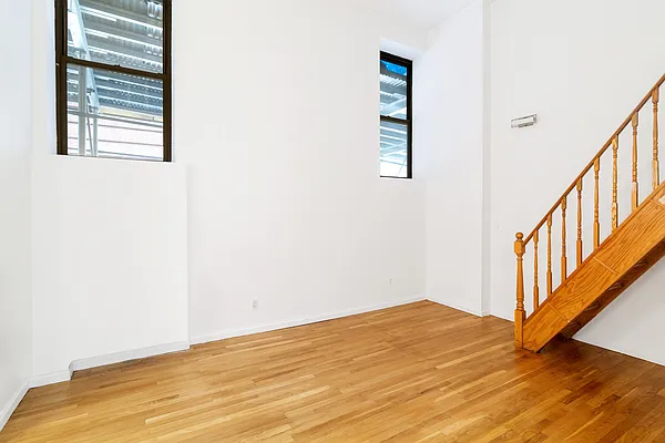 Rented by REAL New York | media 3