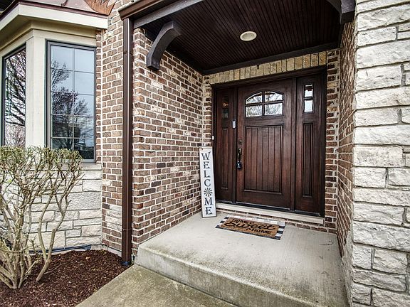 2nd image of 25538 Prairiewood Ln