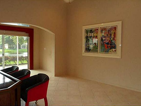 5th image of 10135 Diamond Lake Dr