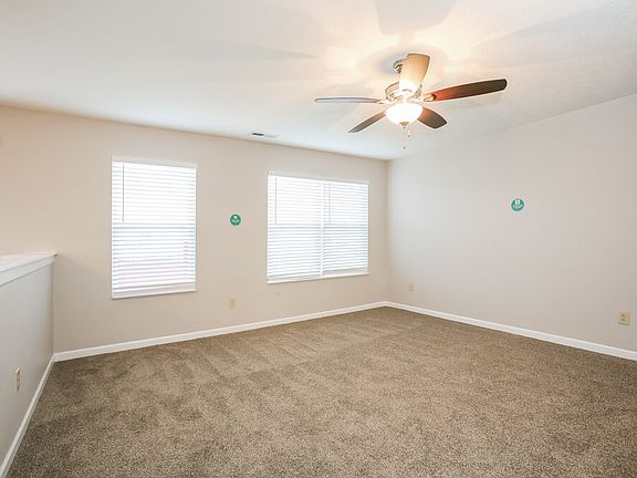 4th image of 2208 Rossington Ln