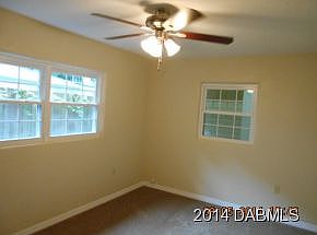 4th image of 912 Faulkner St