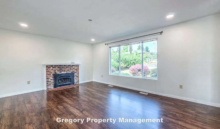 3532 111th Pl SE — Photo 7