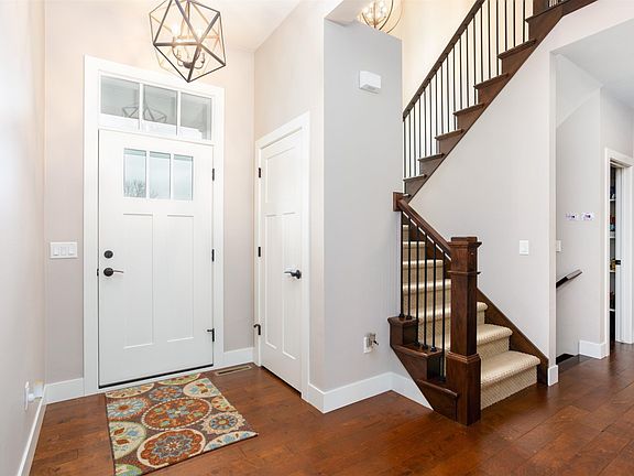 5th image of 939 Gosling Way Ct