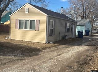 1208 E 1st St, Fremont, NE 68025